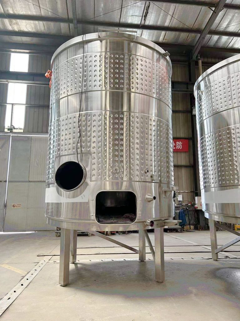 3000L variable capacity wine tank